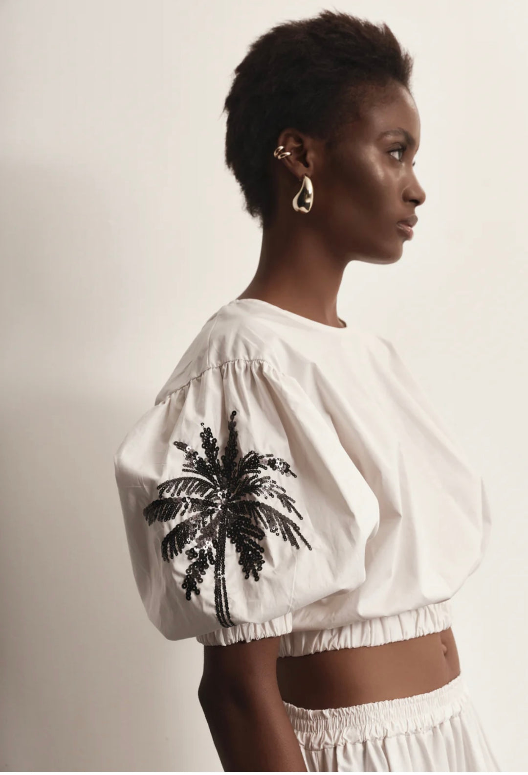 poplin top with palm embroidery and elastic at bottom